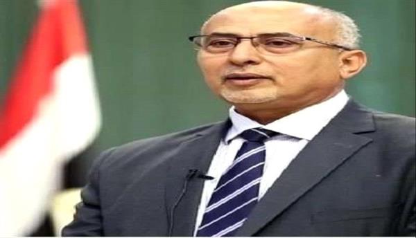 وزير سابق: بهذا الأمر سيفرض الح وثيين عملتها المكفولة إيرانياً
