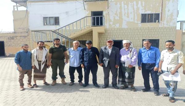 عدن .. الإفراج عن 10 سجناء معسرين بعد تكفل السلطة المحلية بتغطية الحقوق الخاصة المترتبة عليهم
