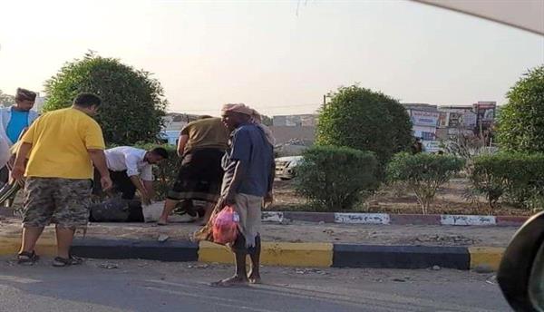 وفاة شخص إثر سقوطه من سيارة متحركة في دارسعد
