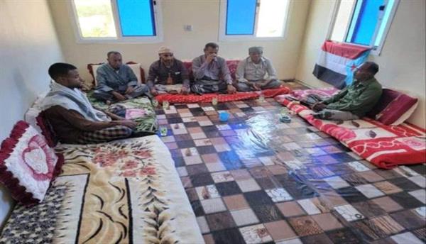 قيادة انتقالي حجر تتفقد عددا من جرحى الجنوب
