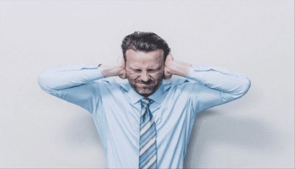نصائح لحماية أذنيك من الصوت العالي 