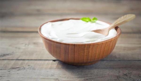 من بينها ضغط الدم والسكري ... الزبادي علاج مذهل للعديد من الأمراض
