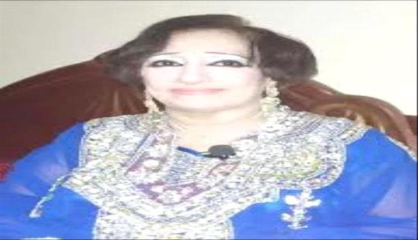 الفنانة أمل كعدل تغادر العاصمة عدن لمشاركتها في مهرجان الابداع الثقافي في عمان
