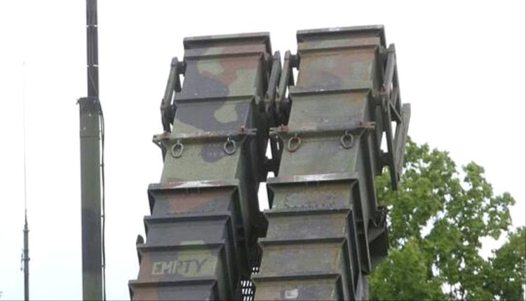 اسبانيا تعلن إرسال صواريخ باتريوت إلى كييف ومركبات مدرعة ودبابات "ليوبارد"