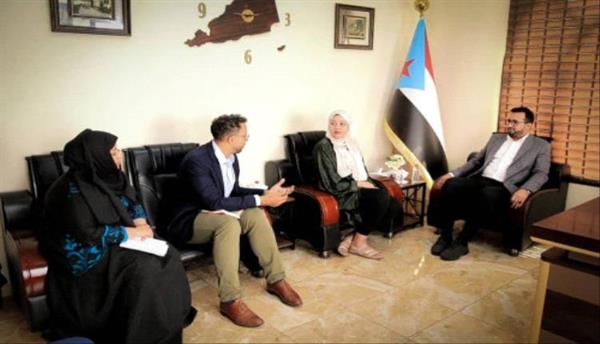 رئيس الهيئة الوطنية للإعلام يستقبل وفد مكتب المبعوث الدولي بالعاصمة عدن