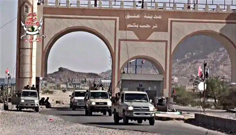 قوات العمالقة ودفاع شبوة توقف اقتتالا قبليا في الصعيد بشبوة
