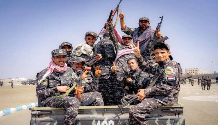 الرواتب تتبخر في جيوب القادة.. جنود يطالبون بحقوقهم