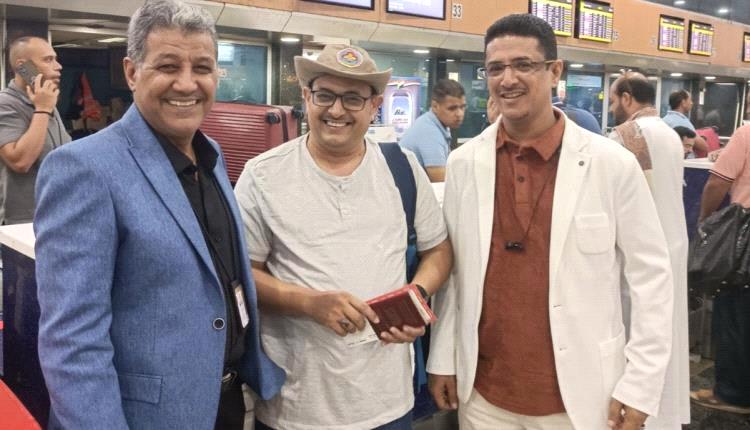 مسافرون : جهود شرف محفوظ واضحة في متابعة أمور المسافر اليمني بمطار القاهرة

