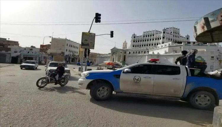 شرطة سيئون تضبط متهما بخيانة الأمانة بمبلغ 27 ألف ريال سعودي
