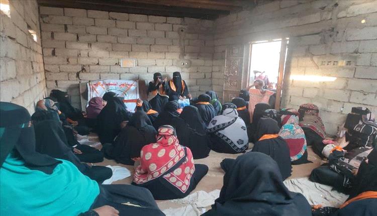 أبين .. تنظيم ندوة توعوية تحت شعار "أمن وأمان المرأة حق اساسي وإنساني"
