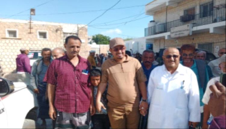 العميد النوبي ونائب رئيس انتقالي ردفان يدشنان اعمال المخيم الجراحي للعيون بمستشفى ردفان

