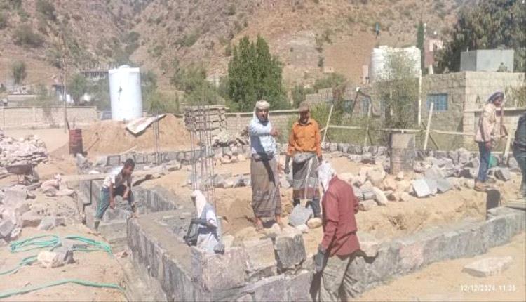 رئيس انتقالي سرار يتفقد سير العمل في مشروع بناء المركز الصحي الجديد
