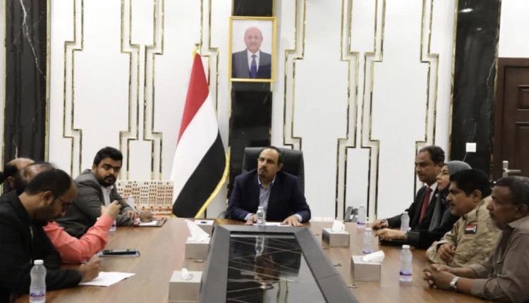 محافظ حضرموت يلتقي الفريق السياسي بالمجلس الانتقالي الجنوبي 