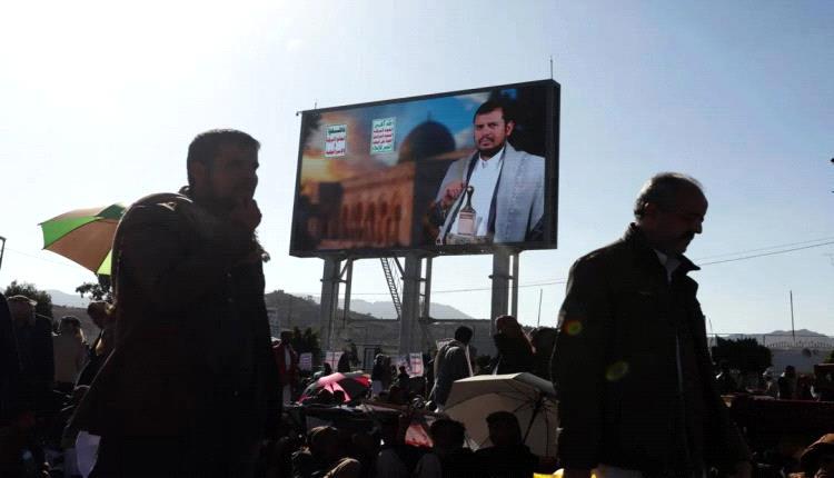 وزير يتهم الحوثي بالعيش في «غيبوبة سياسية» غداة تهديده المنادين بسيناريو سوريا
