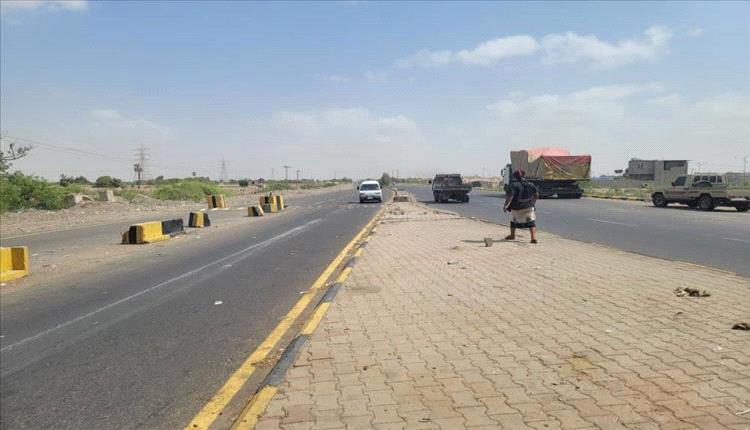 حادثة مؤلمة في تبن.. طفل حديث الولادة تحت أشجار السيسبان