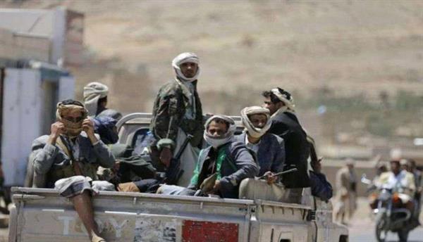الحوثيون يعتقلون اربعة شبان في إب لسبب لا يصدق