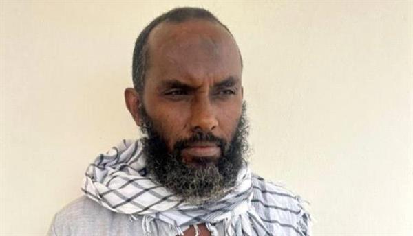 «الشباب» الإرهابية.. توقيف قيادي بمقديشو وانكفاء في «مدج»