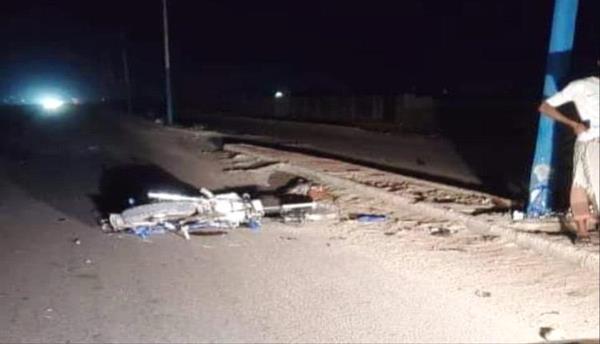 حادثة مروعة: شاب يفارق الحياة بعد اصطدام دراجته بعمود إنارة في المكلا
