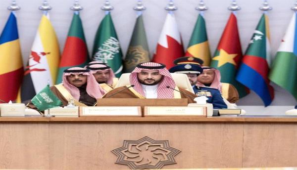 «التحالف الإسلامي» يعقد اجتماعاً وزارياً في الرياض ويتلقى دعماً سعودياً
