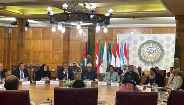 «حدث سجله التاريخ».. الجامعة العربية تحتفي بـ«يوم الأخوة الإنسانية»
