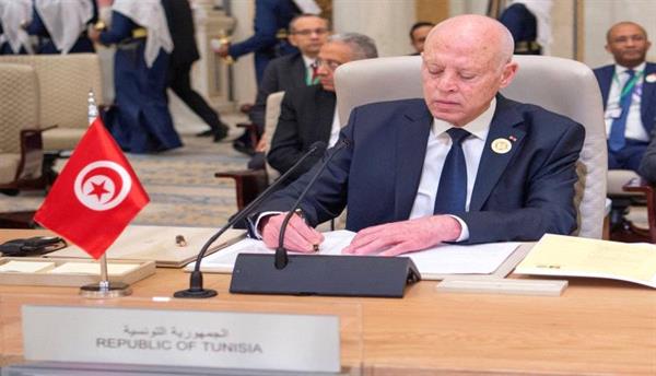 القضاء التونسي يتهم 37 موظفاً حكومياً بالفساد