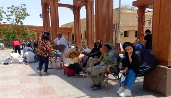 سودانيون هاربون من الحرب يصطدمون بواقع أكثر مرارة في مصر
