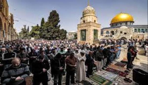 مكتب نتنياهو يتراجع عن تقييد دخول الفلسطينيين إلى المسجد الأقصى في رمضان