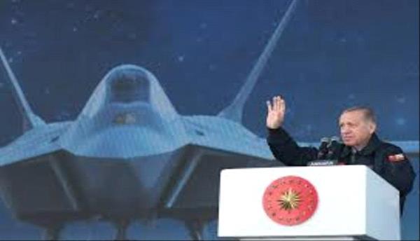 أردوغان: تجاوزنا عتبة مهمة نحو إنتاج مقاتلات من الجيل الخامس