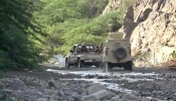 معركة طاحنة: العمالقة الجنوبية تسحق هجوم الحوثيين وتكبدهم خسائر هائلة في جبهة سقم