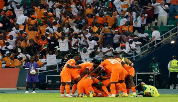 الغارديان: النخب الغربية متواطئة في كابوس غزة والعواقب خطيرة