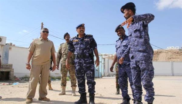 إنشاء موانع نوعية للتدريب القتالي بساحل حضرموت 
