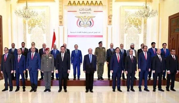 فضيحة كبرى: الحكومة اليمنية تتهرب من الشفافية المالية وتنغمس في الفساد والتلاعب