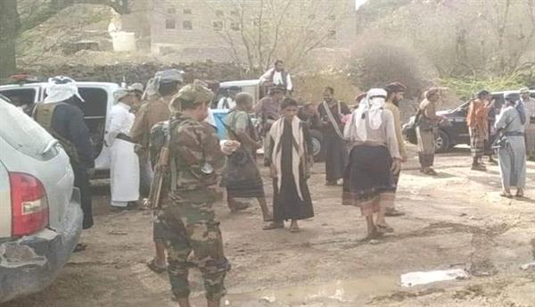 وساطة قبلية توقف اشتباك بالأسلحة الثقيلة بين قبائل بشبوة
