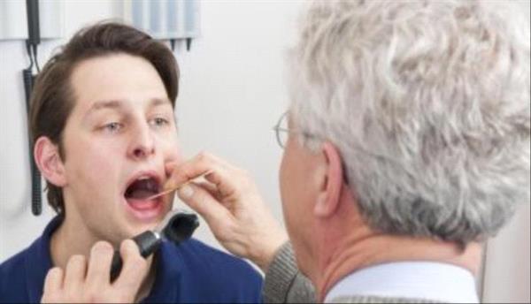 ماذا تعرف عن مرض القلاع الفموي؟.. الأسباب وطرق العلاج