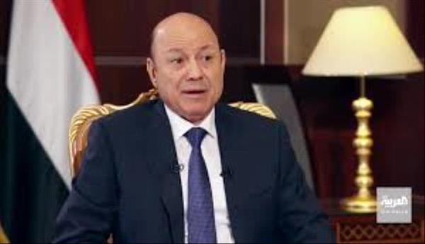 تجميد مفاجئ لقرارات البنك المركزي بأمر العليمي: ماذا ينتظر اليمن؟