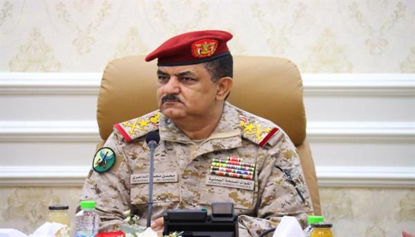 رئيس الأمنية العليا يُشيد بأداء الأجهزة الأمنية في تأمين "مليونية عشال"!