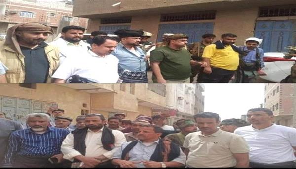 وصول أبومشعل الكازمي وشخصيات من أبين إلى منزل اليافعي للتحكيم مع نجل القاضية العلواني
