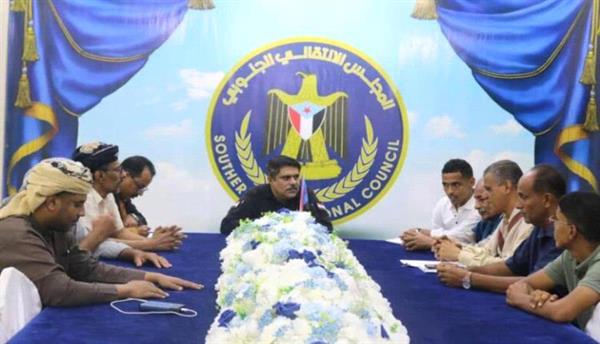 العميد المحمدي يشيد بدور لجنة بناء السلم الاجتماعي في حضرموت
