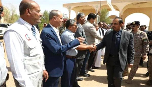 محافظ حضرموت يضع حجر الأساس للبدء بمشروع تأهيل ميناء الوديعة البري الجديد
