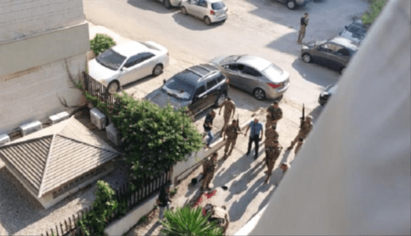 من هو مطلق النار على السفارة الأمريكية في بيروت وماذا كتب على سلاحه؟