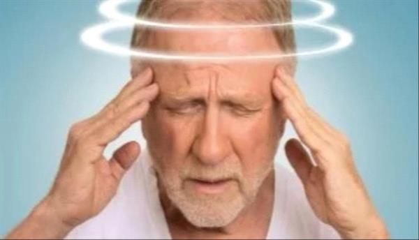 الدوخة.. 3 أسباب للشعور بالدوار و3 طرق للعلاج