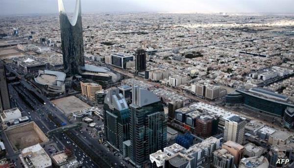 "مسألة حياة أو موت".. عشرات الشركات استجابت للإنذار السعودي
