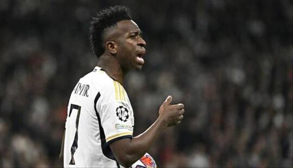 ريال مدريد يقدم شكوى أمام الادعاء العام للتحقيق في "الإهانات العنصرية" ضد فينيسيوس