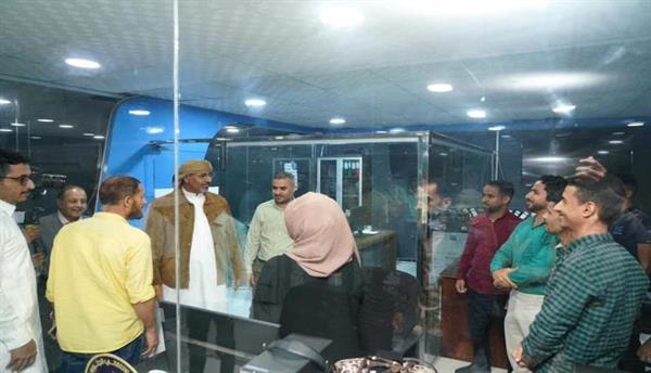 الزُبيدي يُشيد بجهود "إعلام الجنوب" ويُؤكد على أهمية مواكبة التطورات الإقليمية والدولية