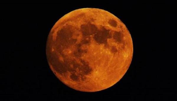 اليابان تخطط لإرسال رواد فضاء إلى القمر