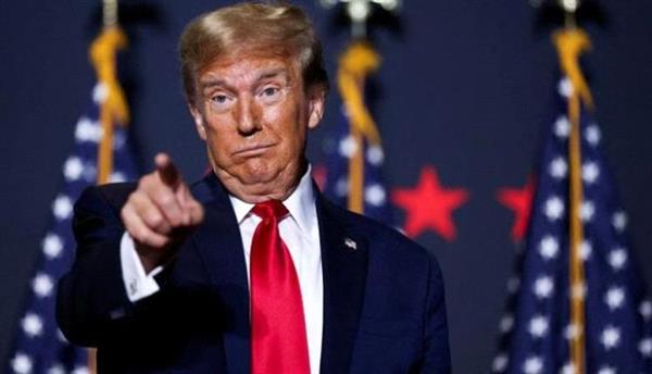 سباق البيت الأبيض.. «ترامب الساخر» يزعج منافسيه
