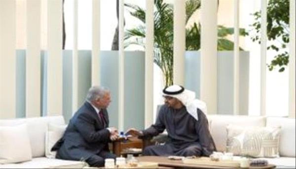 محمد بن زايد والعاهل الأردني يؤكدان ضرورة دفع مسار السلام بالمنطقة