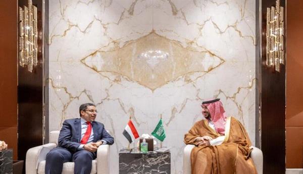 مباحثات يمنية سعودية رفيعة.. الكشف عن آخر مستجدات عملية السلام في اليمن