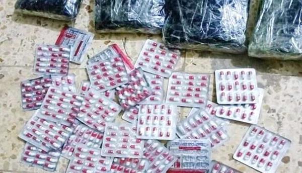 ضبط متهم بحوزته أكثر من 2500 حبة من الممنوعات في القطن
