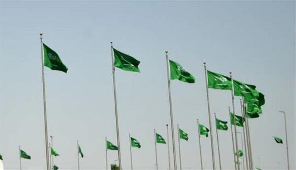 صحافي سعودي بارز: هذه الشخصية ستقود اليمن إلى بر الأمان
